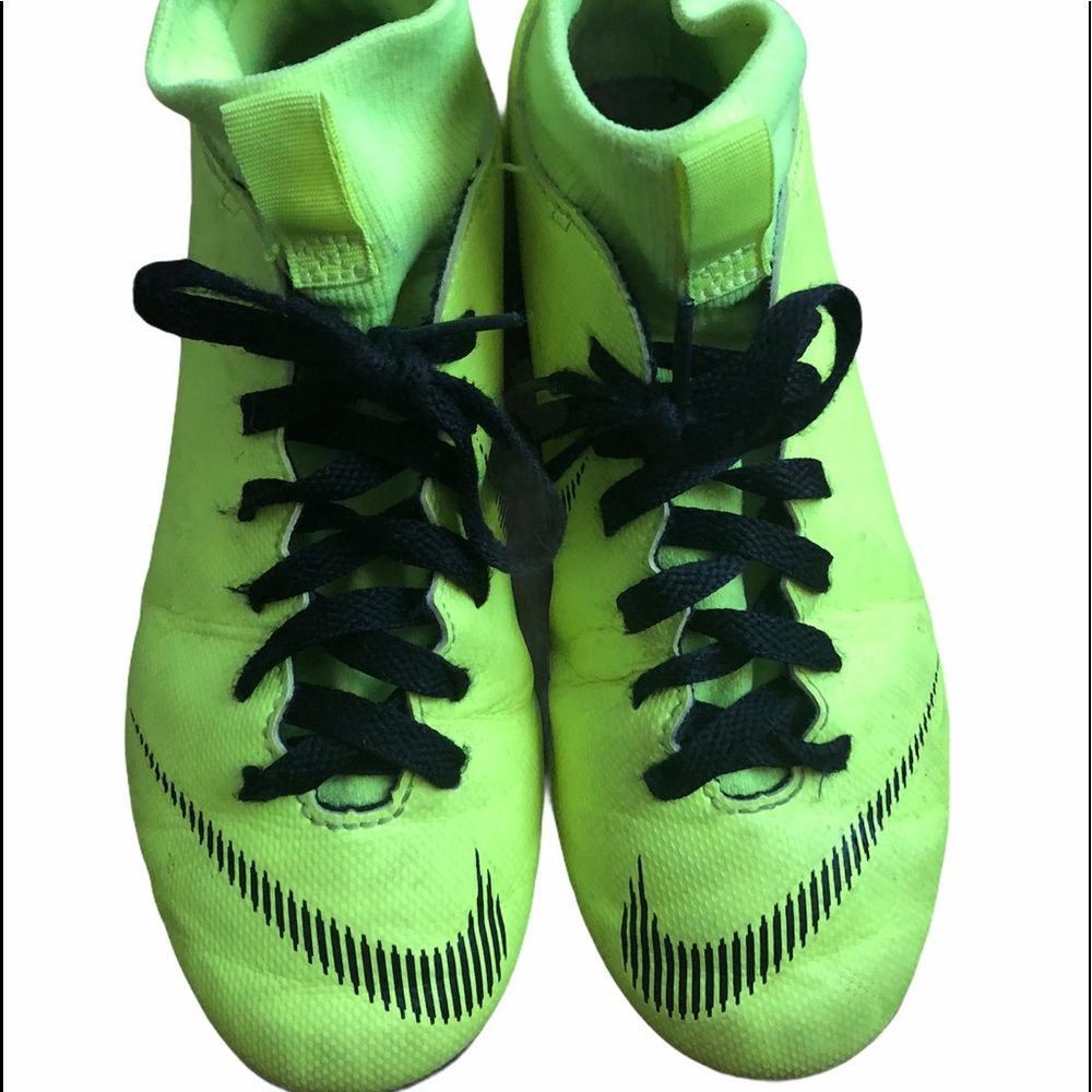 Kids NIKE Mercurial Engineered For Speed Size 3.5Y